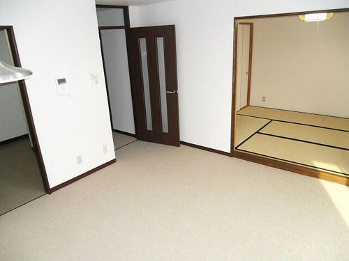 タオコート湯川407の居間