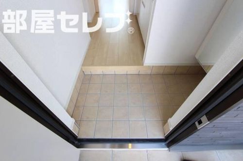 ボヌール Ⅱ102の玄関