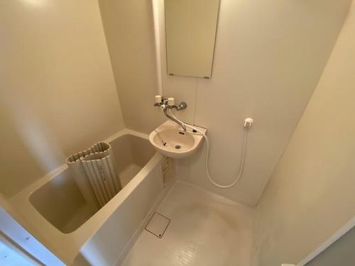 ルシール陣川の風呂