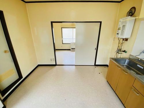 コーポ白鳥Aの居間