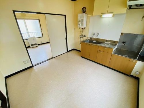 コーポ白鳥Aの居間