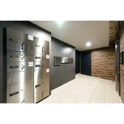 JANUS residences月寒中央ParkFront101の玄関