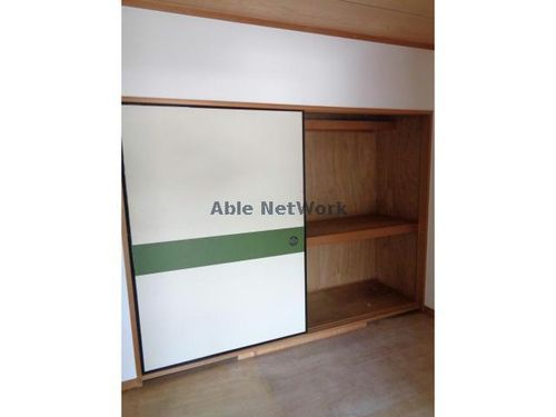 エトワール奥野302の内装