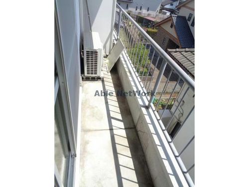 エトワール奥野302の内装