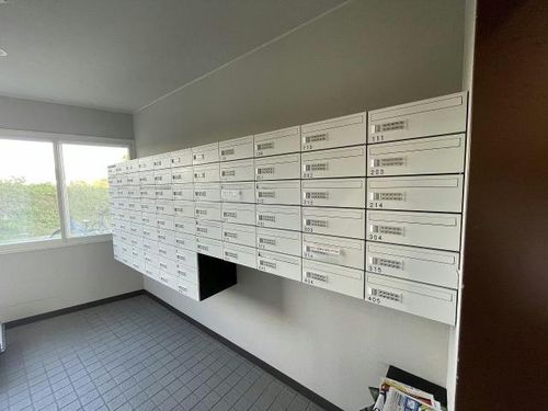 学生会館 ユニエトワール418の玄関