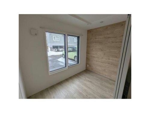 RENOA OYACHIの内装