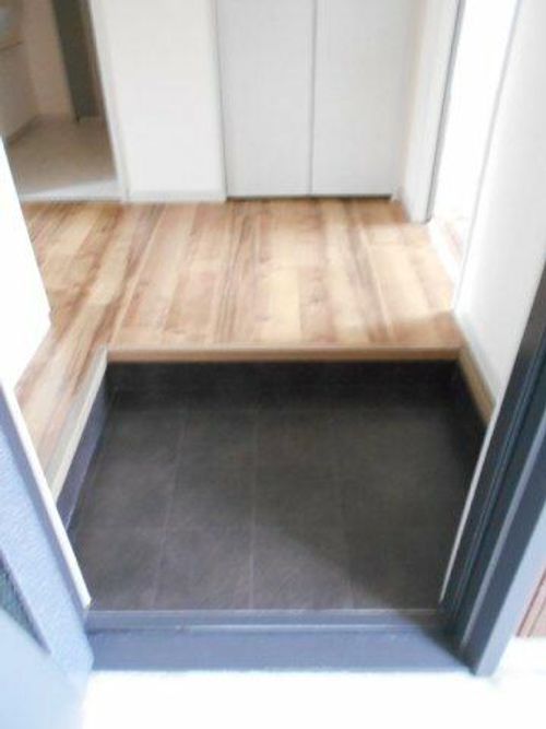 Domain A棟の玄関