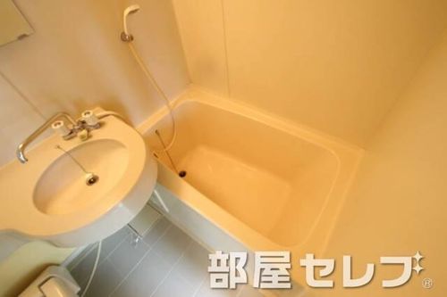 アートハウス広路の風呂