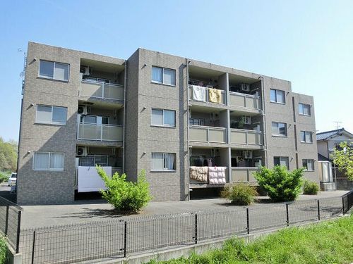 滋賀県湖南市石部南8丁目(マンション)の賃貸物件の外観