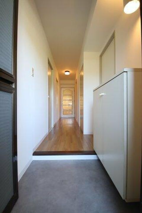 美加の台南海アーバンコンフォート弐番館の玄関