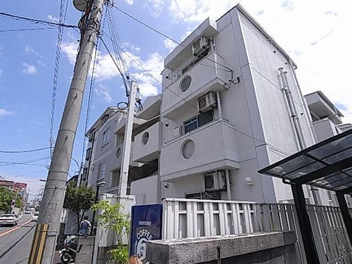 ルピナス香里園103の外観