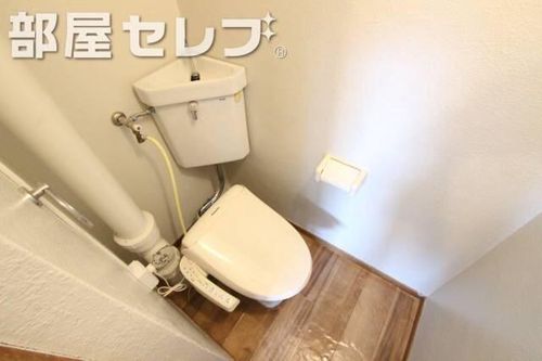 ワイズビルの内装