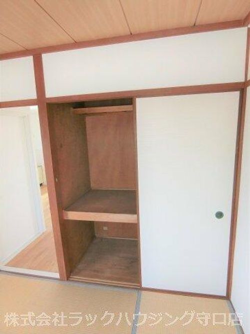 旭ロイヤルハイムの内装