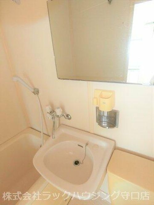 旭ロイヤルハイムの内装