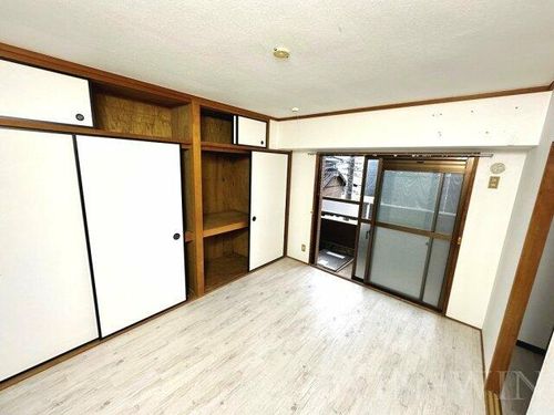 ソサエティ服部2Bの内装