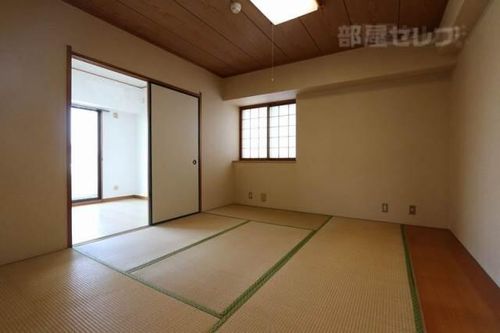 荘苑白川10Bの内装