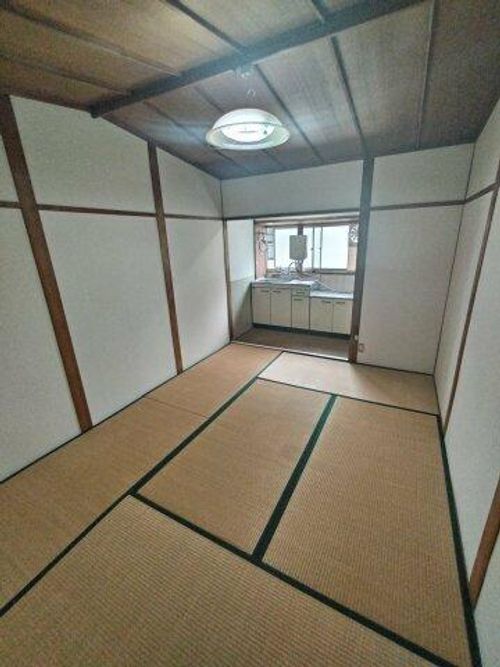 苅田8丁文化住宅202の内装