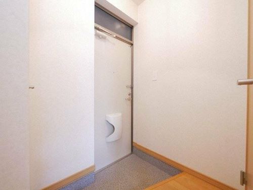 楓ガーデンの玄関