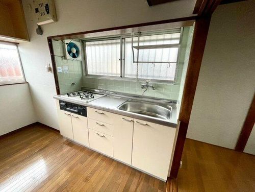 大阪府羽曳野市南恵我之荘3丁目(一戸建)の賃貸物件のキッチン