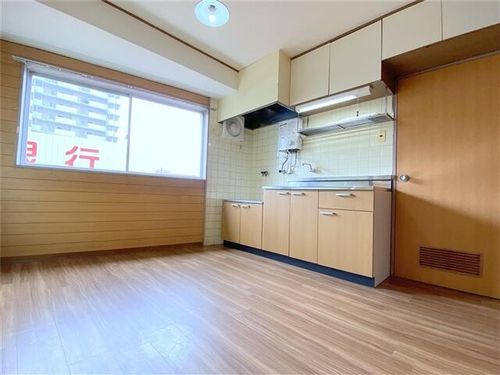 森ビル403の内装