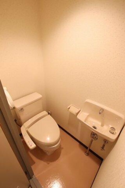 フラワーマンションの内装