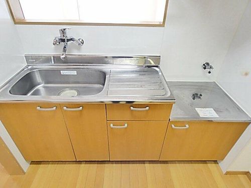 ファミリーハイツ柴田203のキッチン