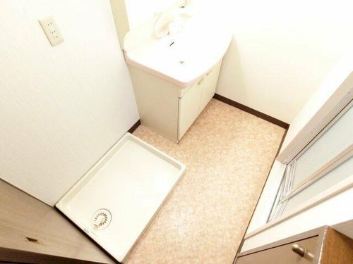 クレアヤマモトの内装