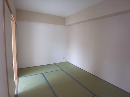 マンショングランメール401の内装