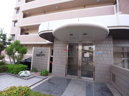 マンショングランメール401の玄関