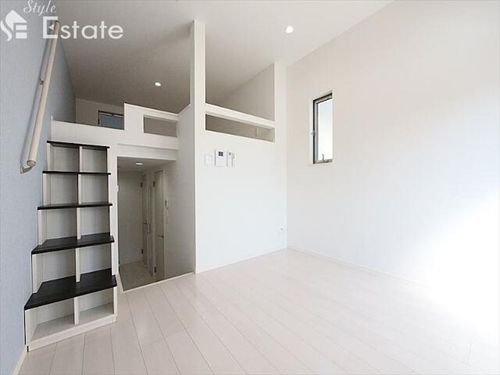 愛知県名古屋市天白区平針3丁目(アパート)の賃貸物件の居間