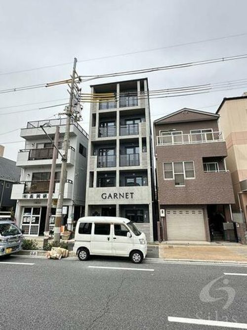 THE GARNET SUITE RESIDENCE西大路の外観