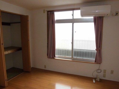 ひかり荘303の居間