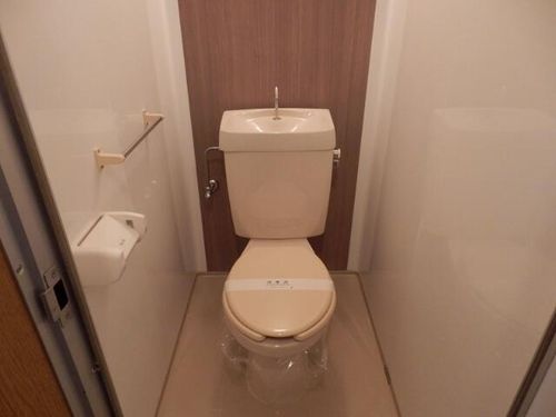 アセンブル高野の内装