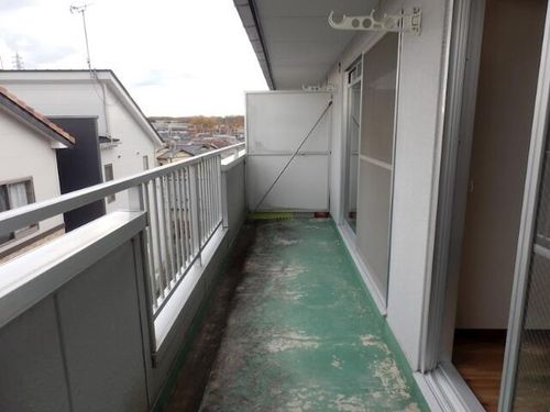 アセンブル高野の内装