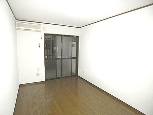 メゾン金城105の内装