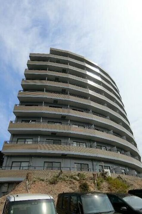 セラヴィ坂崎の外観