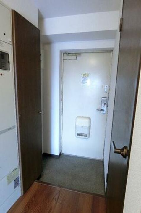 セラヴィ坂崎の玄関