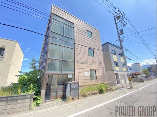 ロイヤルミドリ101の外観