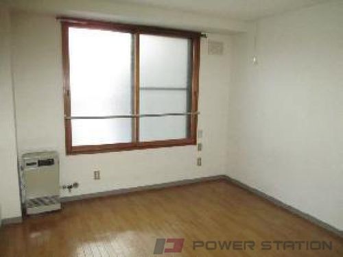 ロイヤルミドリ101の内装