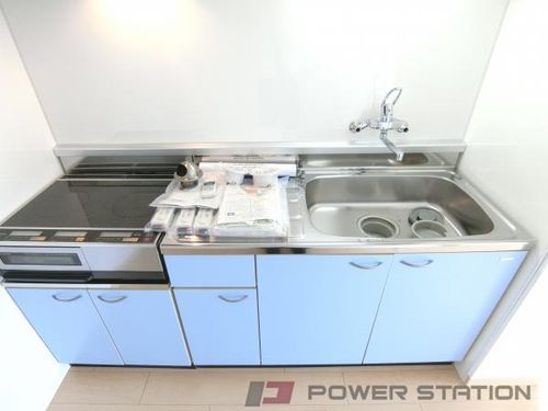 ファーストレジデンスはんのき 公園前B棟のキッチン