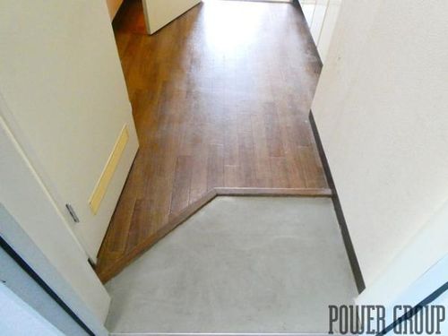 MEZN・Dコーラル(メゾンドコーラル)の玄関