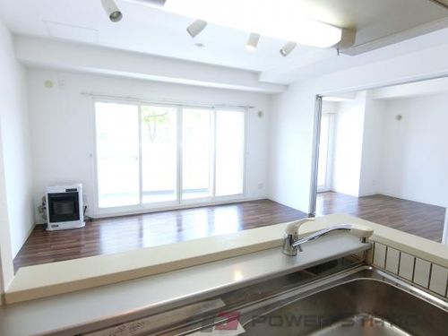 セントラルステート花園の内装