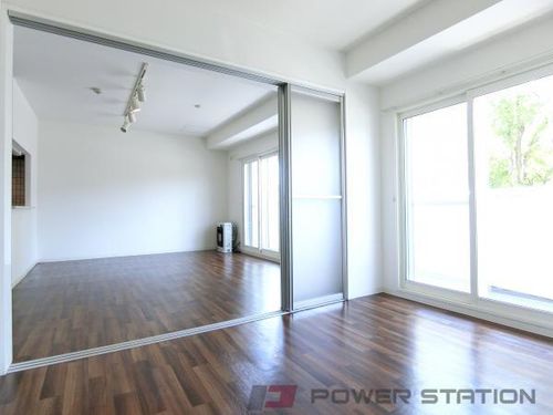 セントラルステート花園の内装