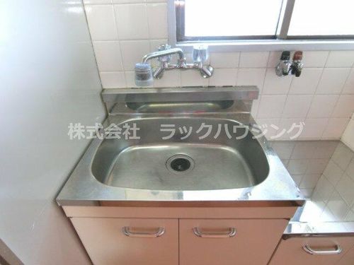 秀和第一ハイツのキッチン