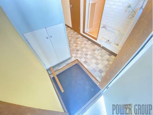 プレジオ松ヶ枝の玄関