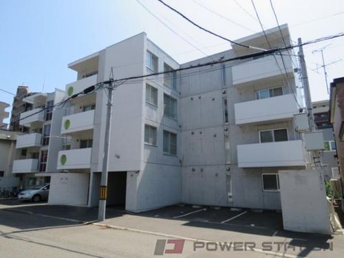 ラ・コーザ北円山の外観