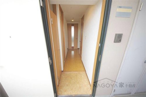 ラフォーレ千種の玄関