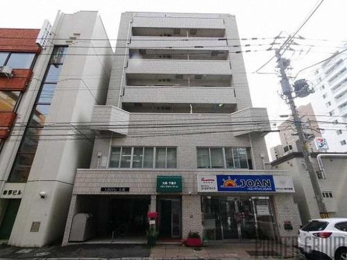 リベルティ大通の外観