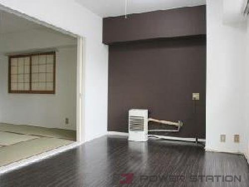 リベルティ大通の内装