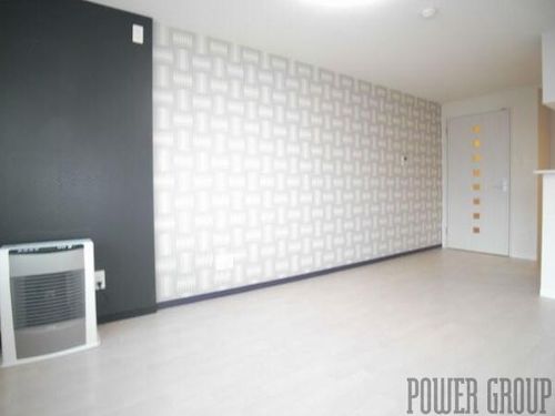 モデルノ大通東の居間